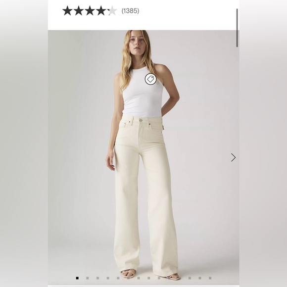 Levi's Denim - NWT! Levi’s Ribcage Wide Leg Jeans. Color: Barely Freezing (White) Size 25 x 32